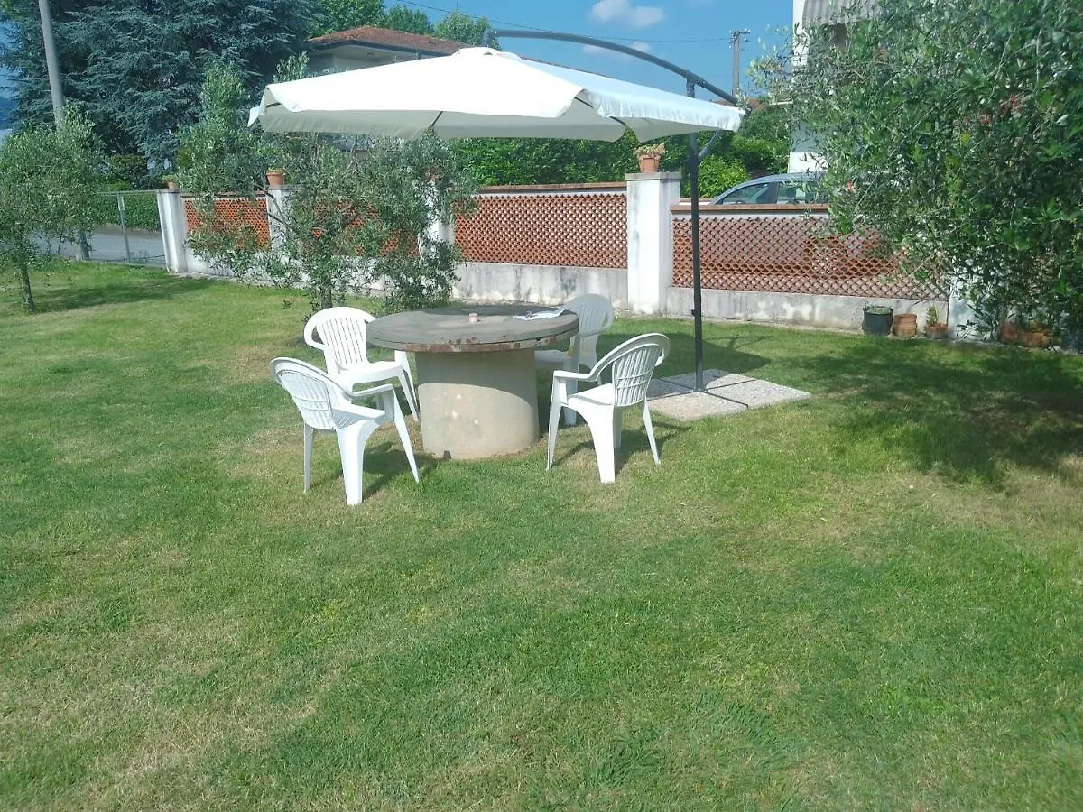 Casa Camilla Villa Capannori 0*,  Italy